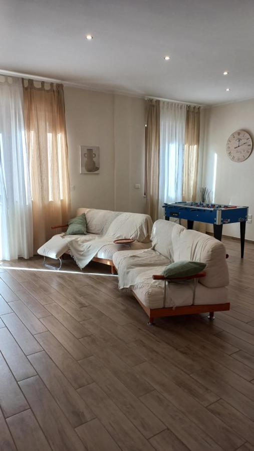 Ferienwohnung La Casa Di Carla Pescara Exterior foto